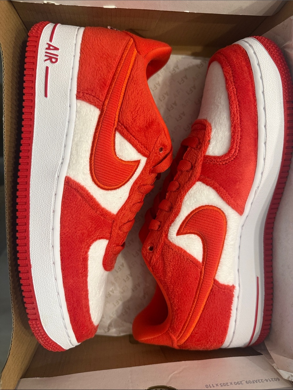 Nike Kids Red and White Low-Top Sneakers